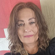 Efrat-porat-livui